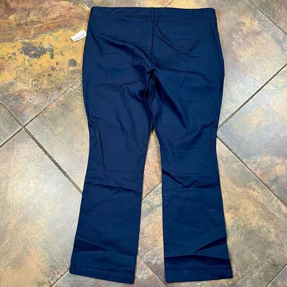 New! NWT Old Navy Blue Bootcut Stretch Uniform Pants 16P - Picture 11 of 11